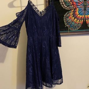 Detailed, Navy lace dress
